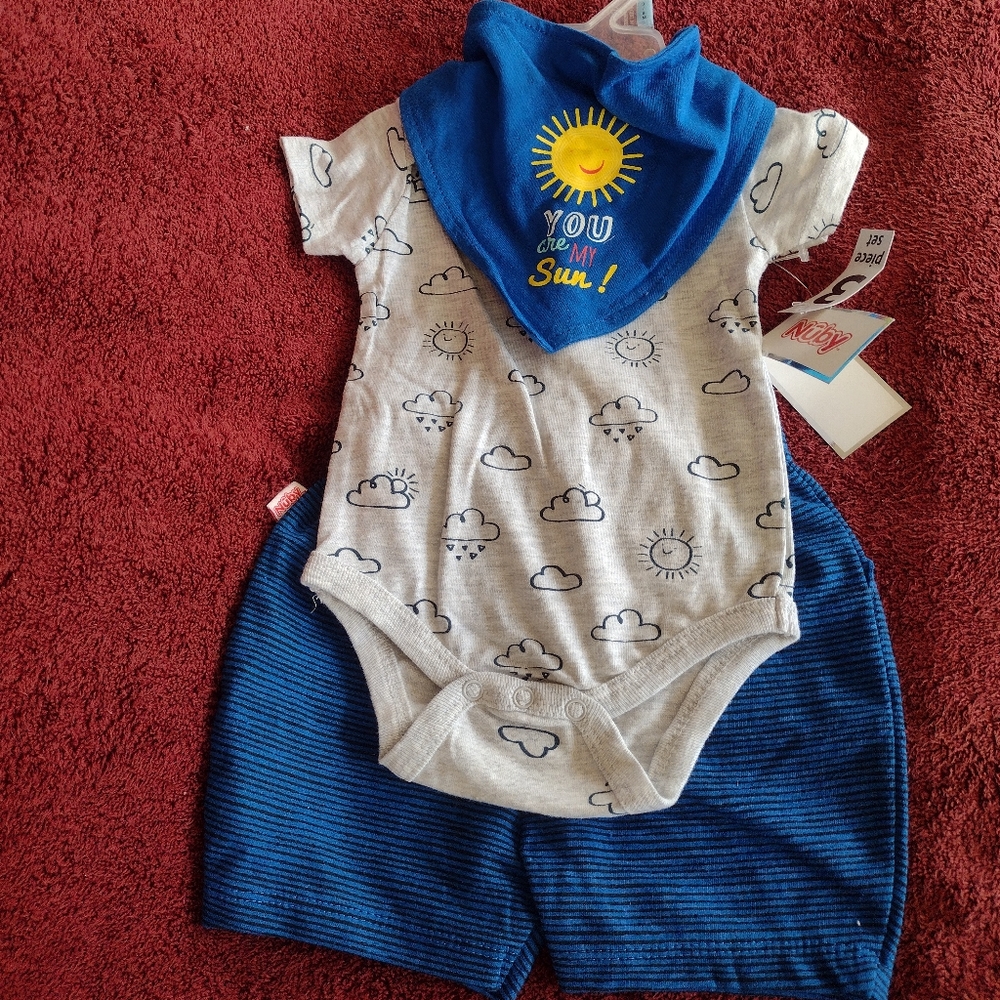 Baby boy Nuby 3 piece set 3/6M